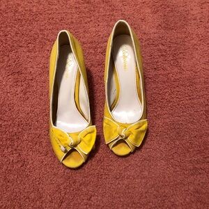 Yellow Bow Peep Toe Heels